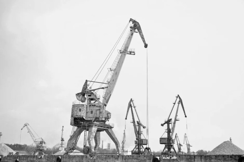 2026 Panduan Impor Peralatan Rekayasa Bekas: Ringkasan Proses Pemeriksaan Kualifikasi Loader Crane